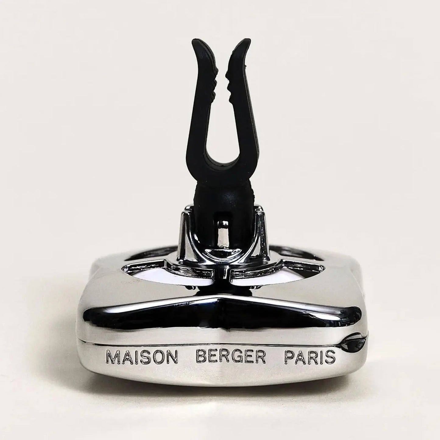 Maison Berger Diffuseur Voiture Pétillance Exquise – Clip Métal 4,5 cm avec Recharge Incluse, Fabrication Française MAISON BERGER